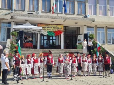 ПЪРВО място за ФГ"ДОБРУДЖА"      от Националния Фолклорен ФЕСТИВАЛ "С песни и танци край река Росица" 2026 г., с.Лесичери , област Велико Търново 2